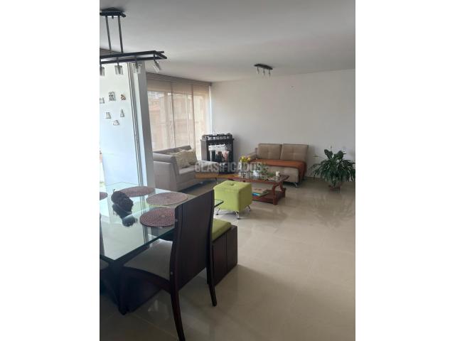 Apartamentos, Venta en Ciudad Jardín