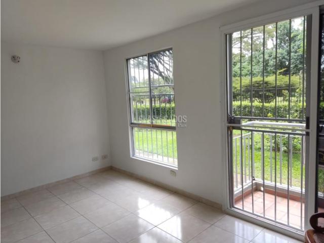 Apartamentos, Venta en Jamundí