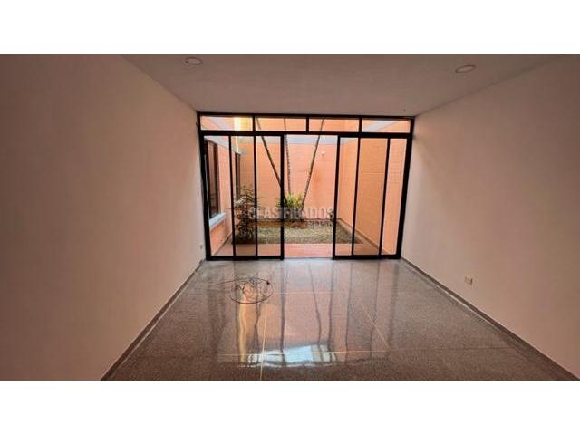 Casas, Alquiler en El Ingenio