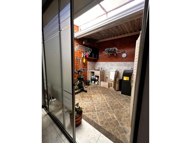 Casas, Venta en Valle del Lili