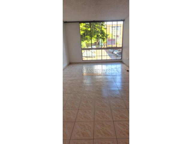 Apartamentos, Venta en Acopi