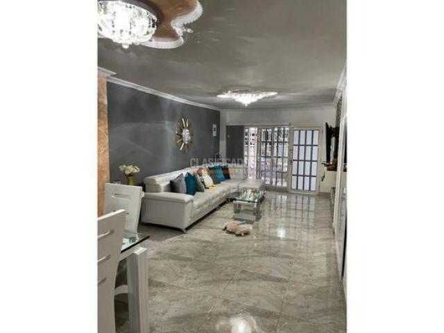 Casas, Venta en Ciudad Modelo