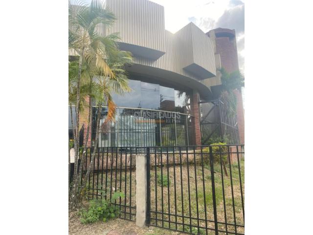 Locales y Bodegas, Venta en La Flora