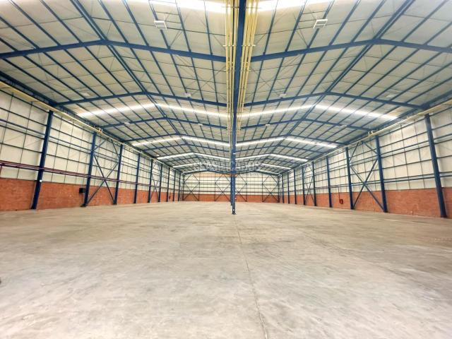 Locales y Bodegas, Alquiler en Yumbo