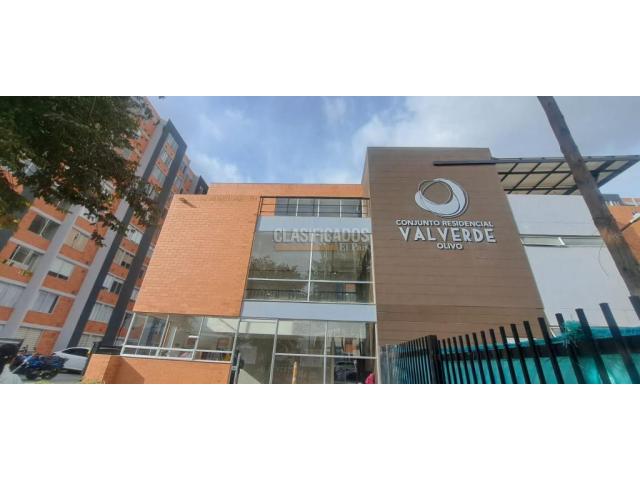 Apartamentos, Alquiler en Chía