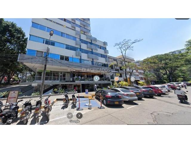 Oficinas y Consultorios, Venta en Santa Mónica Residencial