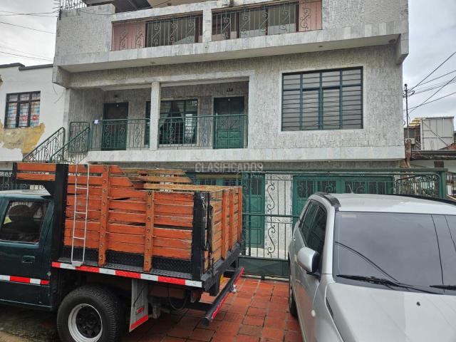 Casas, Alquiler en Aguablanca