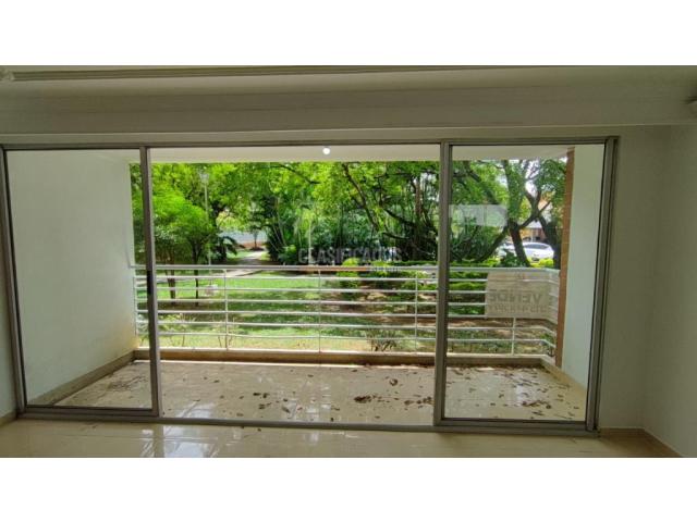 Apartamentos, Venta en Valle del Lili