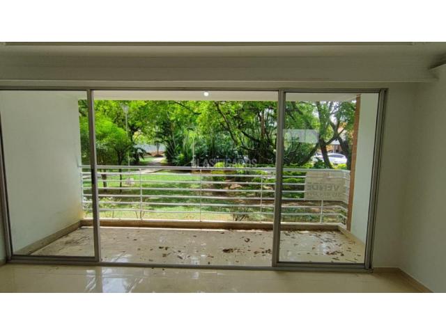 Apartamentos, Venta en Valle del Lili