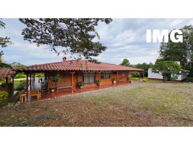 Fincas y Casas Campestres, Venta en Calima (Darién)