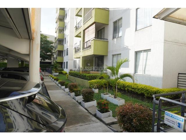 Apartamentos, Alquiler en La Flora