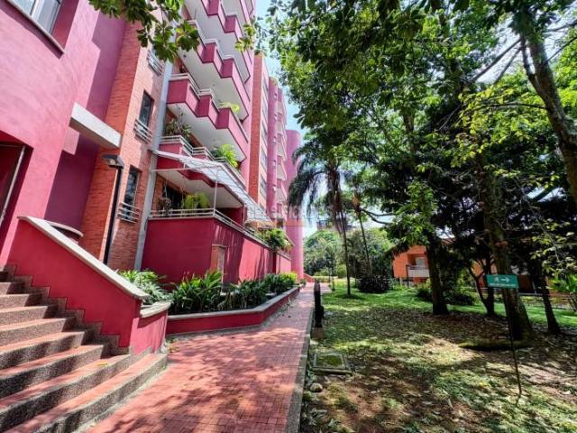 Apartamentos, Venta en Ciudad Jardín