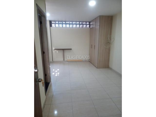 Apartaestudios, Alquiler en Santa Mónica Popular