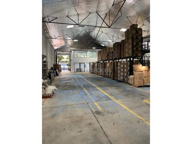 Locales y Bodegas, Venta en Acopi