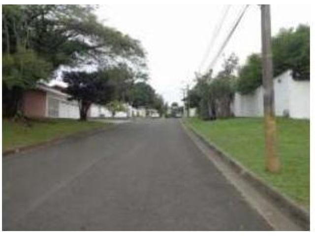 Casas, Venta en Ciudad Jardín