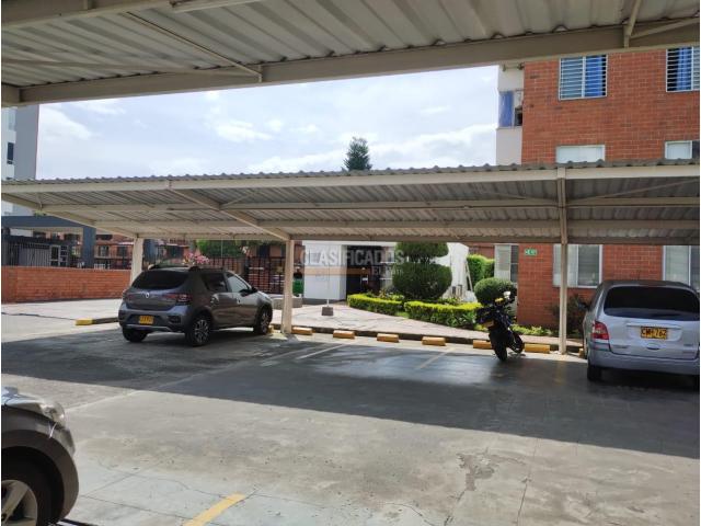 Apartamentos, Venta en Valle del Lili