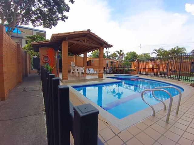 Apartamentos, Venta en Primero de Mayo