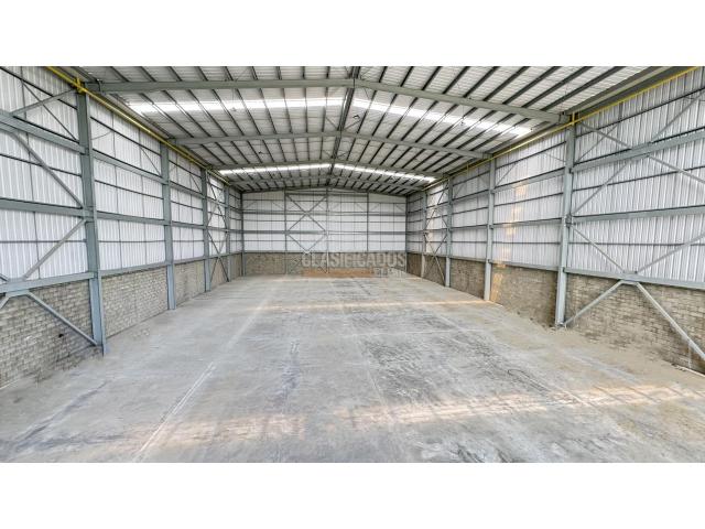 Locales y Bodegas, Alquiler en Acopi