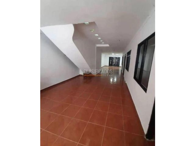 Casas, Venta en Cristóbal Colón