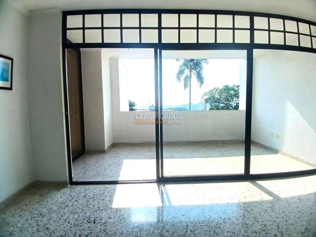 Apartamentos, Venta en Santa Mónica Residencial