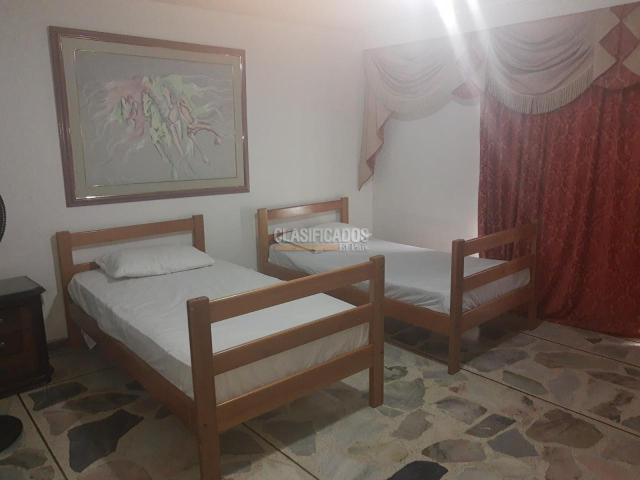 Casas, Venta en Ciudad Jardín