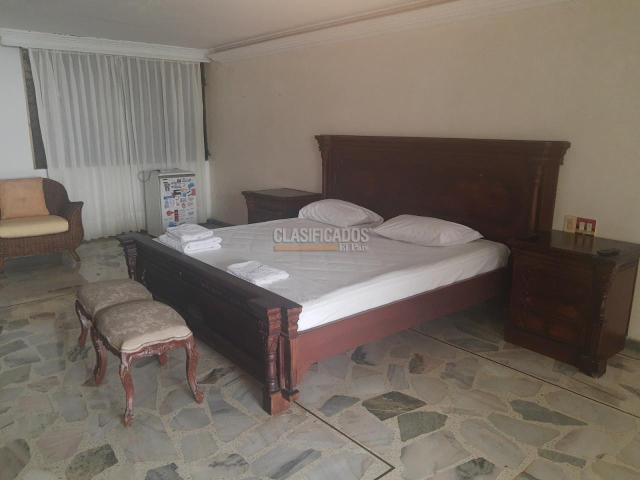 Casas, Venta en Ciudad Jardín