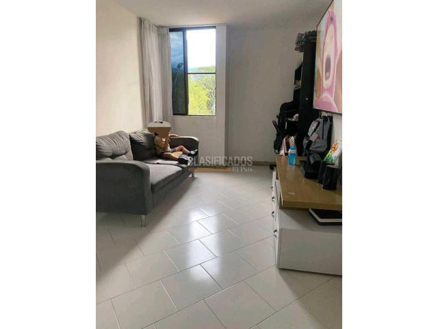 Apartamentos, Venta en Las Quintas de Don Simón