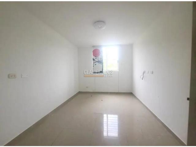 Apartamentos, Venta en Valle del Lili