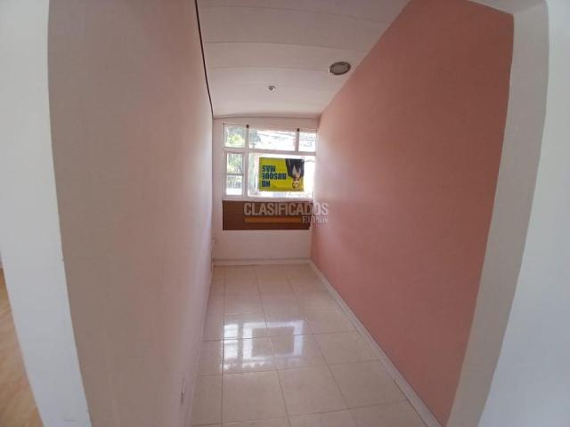 Oficinas y Consultorios, Alquiler en Bogotá