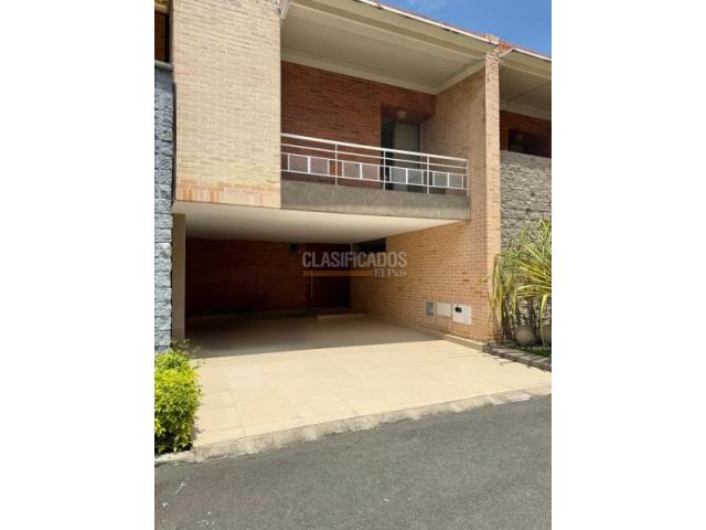 Casas, Venta en Ciudad Jardín