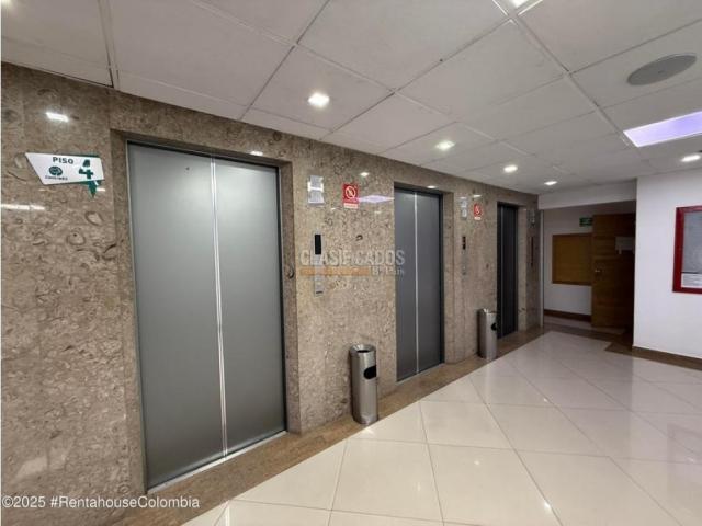 Oficinas y Consultorios, Venta en Bogotá