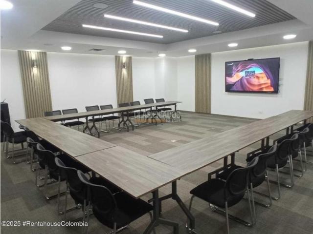 Oficinas y Consultorios, Alquiler en Bogotá