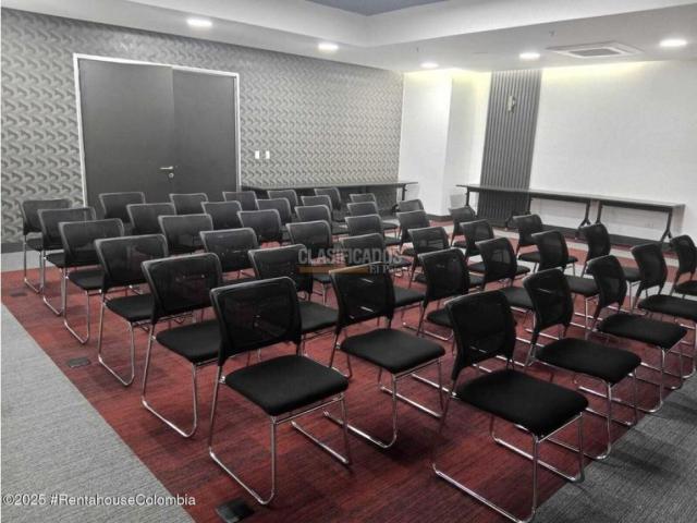 Oficinas y Consultorios, Alquiler en Bogotá