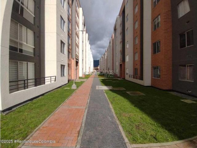 Apartamentos, Venta en Chía