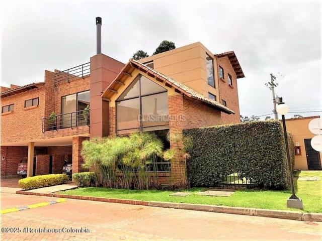 Casas, Alquiler en Chía