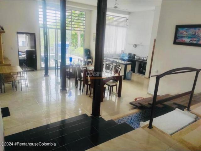 Casas, Venta en Melgar