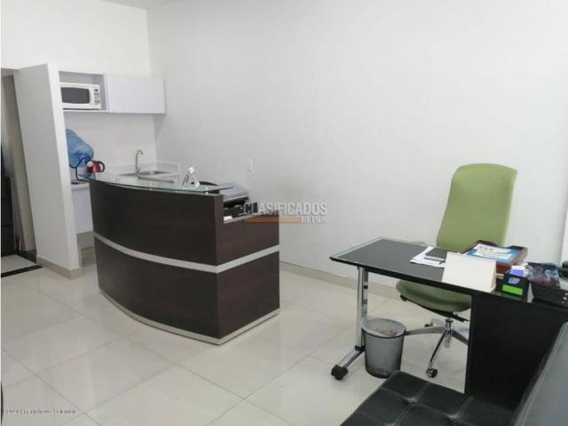 Oficinas y Consultorios, Venta en Bogotá