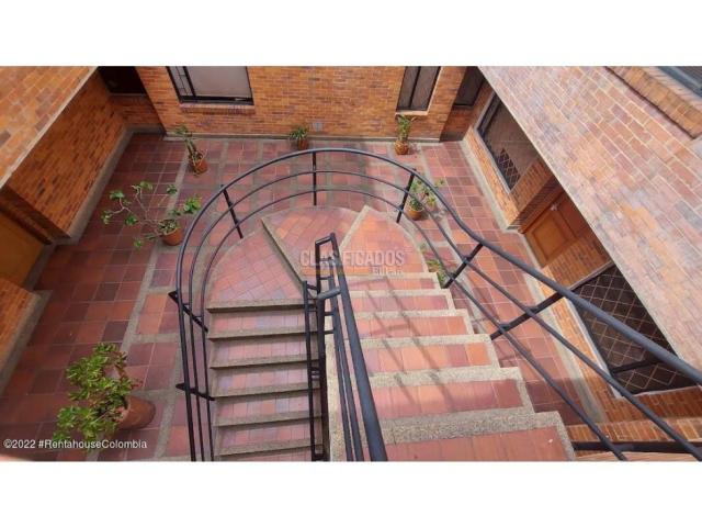 Oficinas y Consultorios, Venta en Bogotá