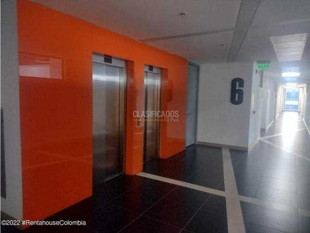 Oficinas y Consultorios, Alquiler en Cajica