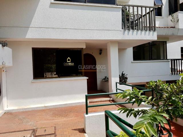 Casas, Venta en Colinas de Monterrey