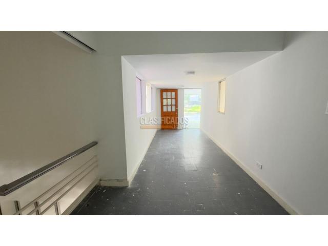 Oficinas y Consultorios, Alquiler en San Fernando Alto