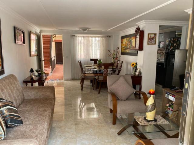 Apartamentos, Venta en Las Quintas de Don Simón