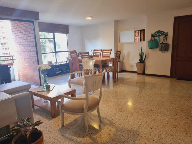 Apartamentos, Venta en La Flora