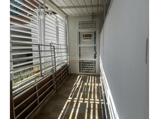 Casas, Alquiler en Valle del Lili