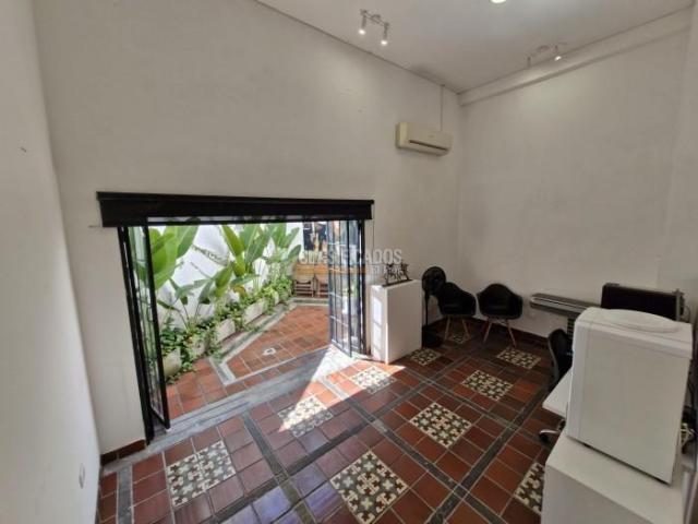 Locales y Bodegas, Alquiler en El Peñón