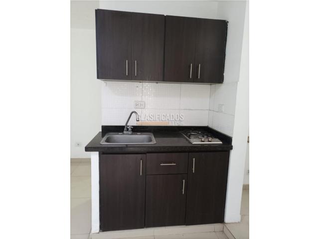 Apartaestudios, Alquiler en El Guabal