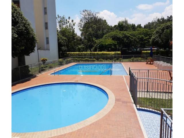 Apartamentos, Venta en Valle del Lili