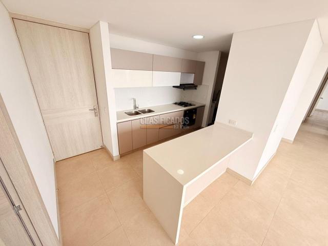 Apartamentos, Venta en Valle del Lili