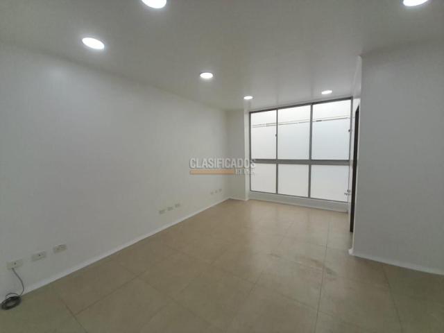 Oficinas y Consultorios, Alquiler en Bogotá