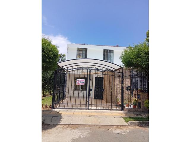 Casas, Alquiler en Valle del Lili